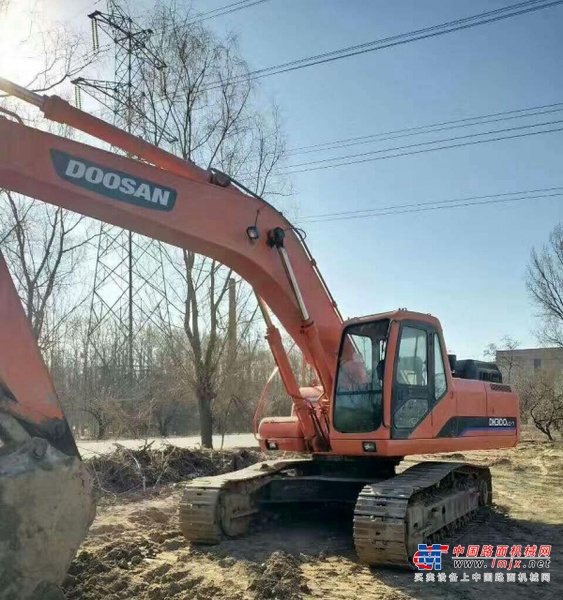 安顺市出售转让二手斗山土方机械