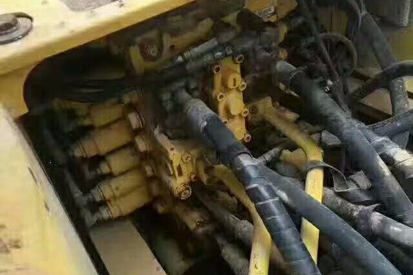 重庆出售转让二手小松土方机械