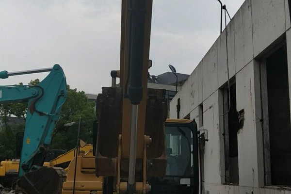 成都市出售转让二手卡特彼勒土方机械