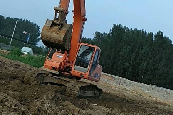 南京市出售转让二手斗山土方机械