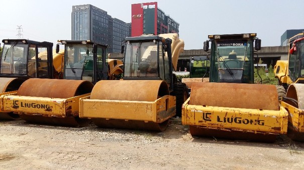 成都市出售转让二手徐工压路机
