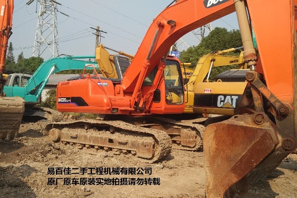 安顺市出售转让二手斗山土方机械