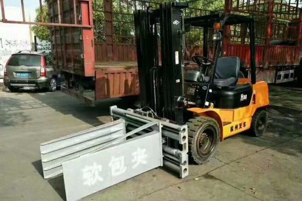 杭州市出售转让二手卡特彼勒电动叉车