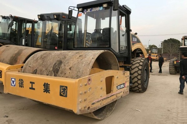 上海出售转让二手徐工压路机