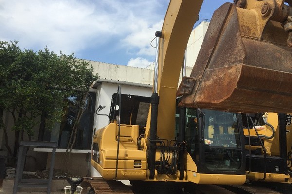 成都市出售转让二手卡特彼勒土方机械