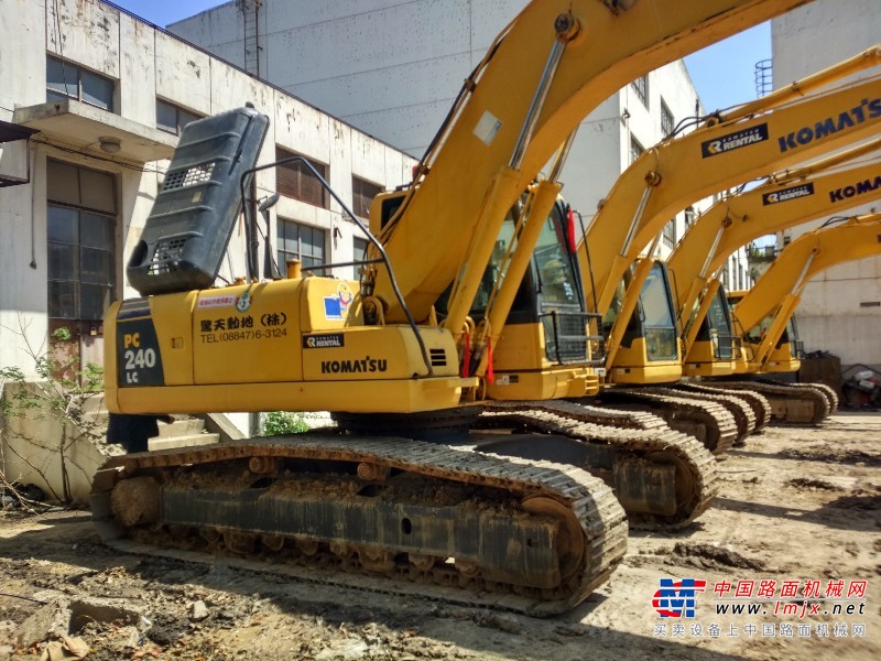 成都市出售转让二手小松土方机械
