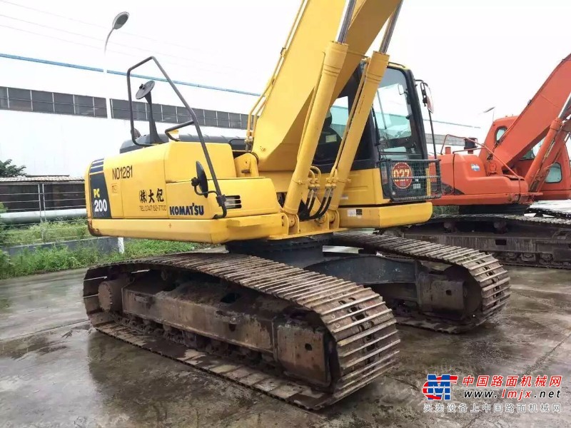 成都市出售转让二手小松土方机械