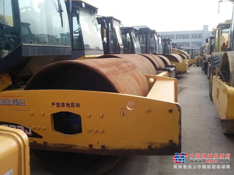 成都市出售转让二手徐工压路机