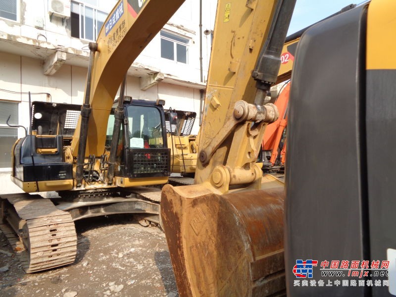 鞍山市出售转让二手卡特彼勒土方机械