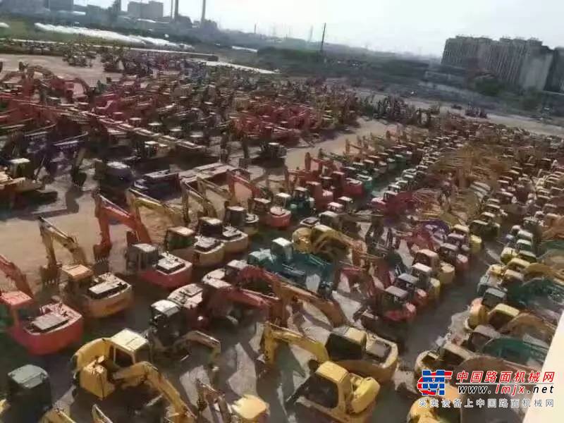 安阳市出售转让二手小松土方机械