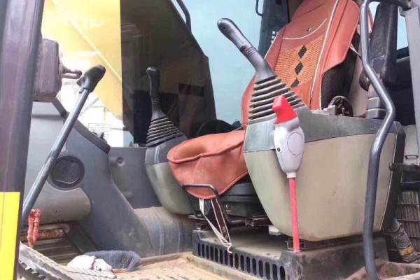自贡市出售转让二手小松土方机械