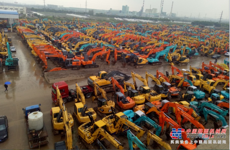 武汉市出售转让二手小松土方机械
