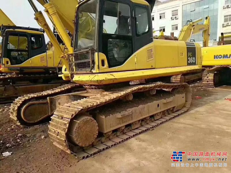 本溪市出售转让二手小松土方机械