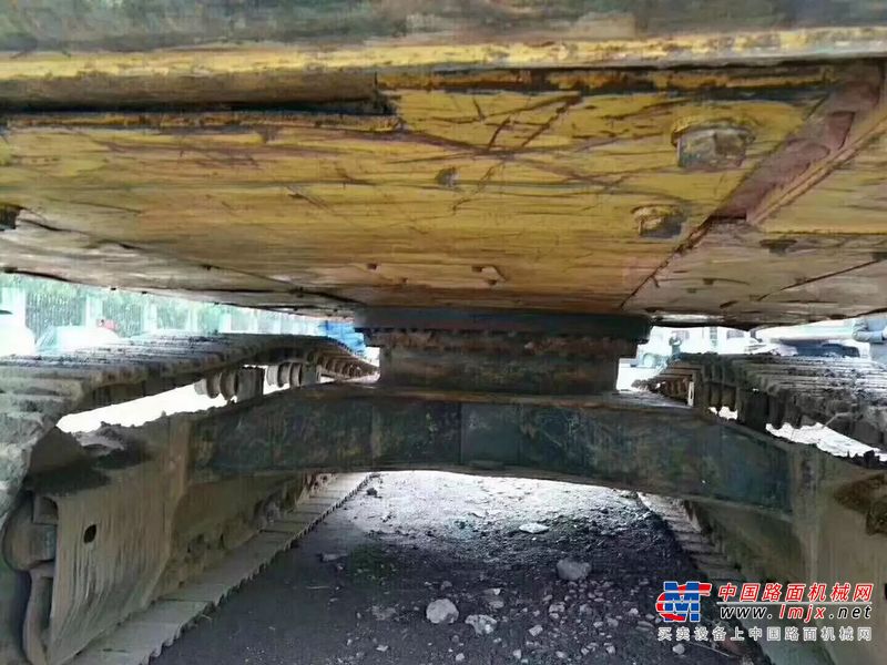 本溪市出售转让二手小松土方机械