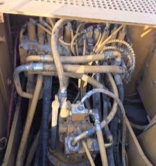 博尔塔拉出售转让二手卡特彼勒土方机械