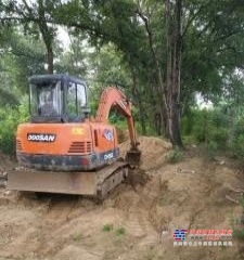 东营市出售转让二手斗山土方机械