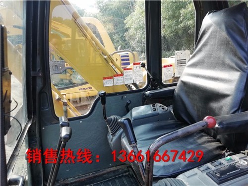 阿坝出售转让二手小松土方机械
