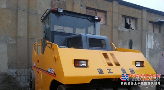 阿坝出售转让二手徐工压路机