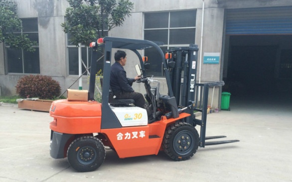 天津出售转让二手合力电动叉车