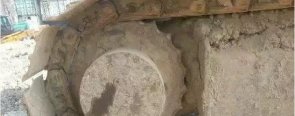 毕节地区出售转让二手斗山土方机械