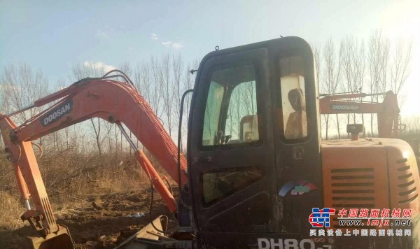 保定市出售转让二手斗山土方机械
