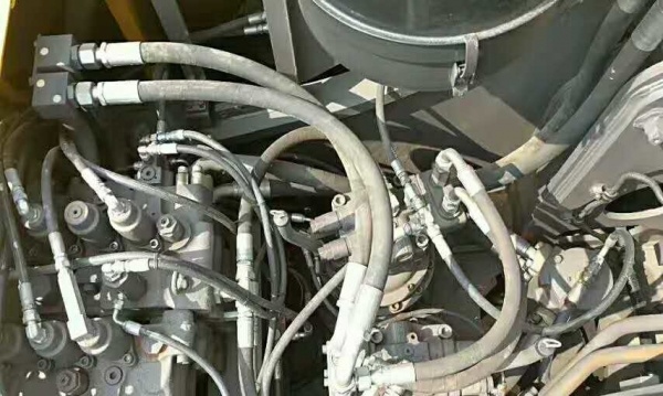 重庆出售转让二手沃尔沃土方机械