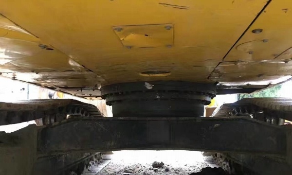 阿坝出售转让二手小松土方机械
