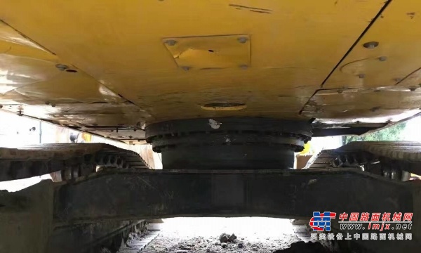 阿坝出售转让二手小松土方机械