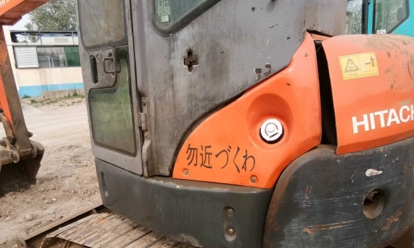 保定市出售转让二手日立土方机械