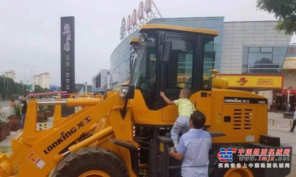保定市出售转让二手龙工装载机