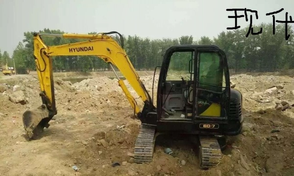 包头市出售转让二手现代土方机械
