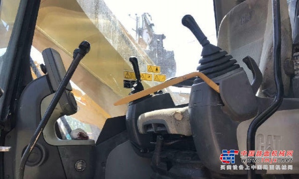 毕节地区出售转让二手卡特彼勒土方机械