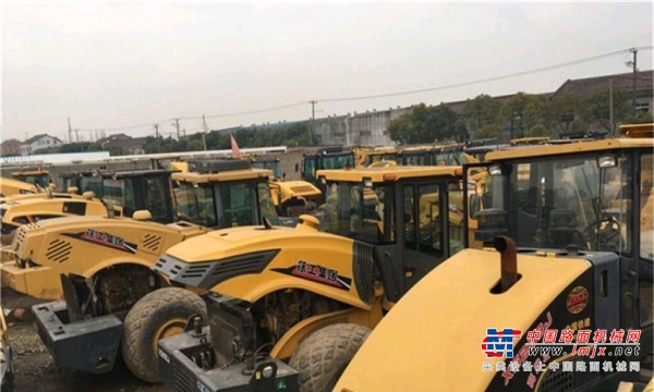 巴彦淖尔市出售转让二手徐工压路机
