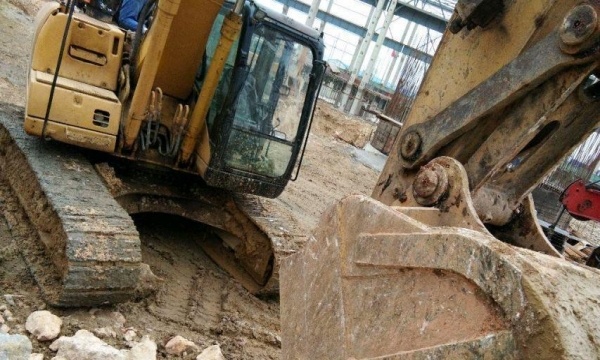 百色市出售转让二手卡特彼勒土方机械