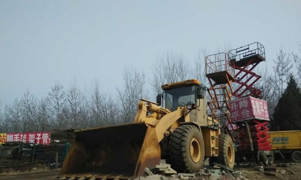 赤峰市出售转让二手龙工装载机