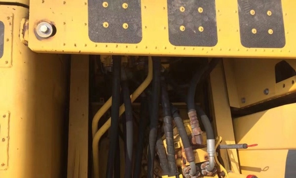 长治市出售转让二手小松土方机械