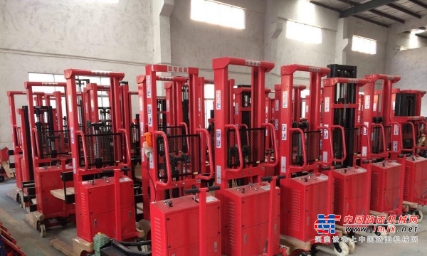 东莞市出售转让二手诺力电动叉车