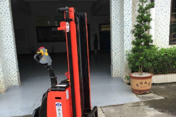 东莞市出售转让二手电动叉车