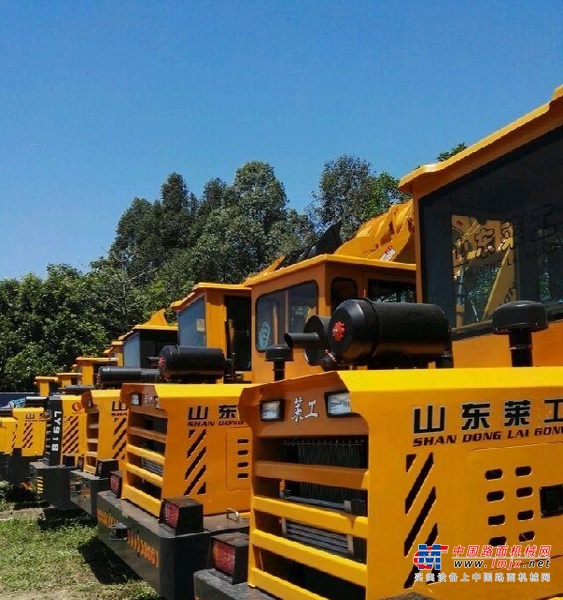 东莞市出售转让二手莱工装载机