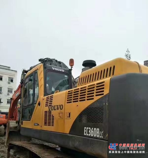 楚雄出售转让二手沃尔沃土方机械