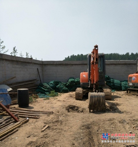 朝阳市出售转让二手斗山土方机械