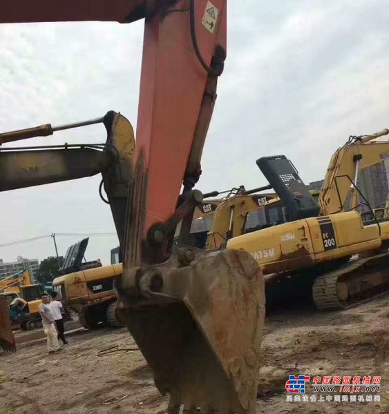 昌吉出售转让二手斗山土方机械