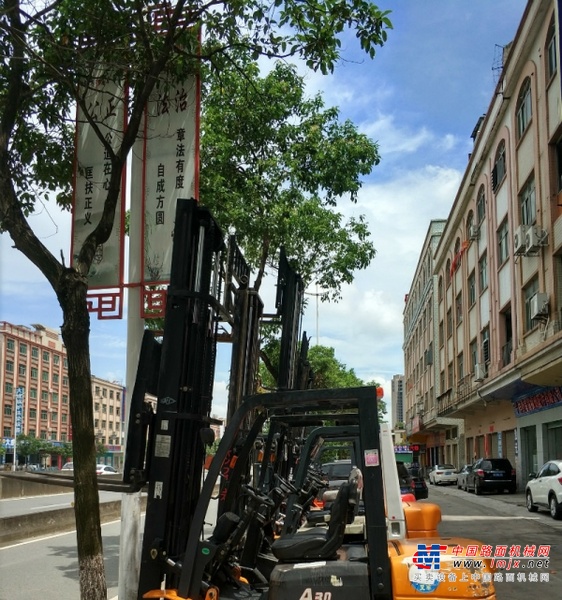 东莞市出售转让二手电动叉车