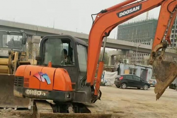 蚌埠市出售转让二手斗山土方机械