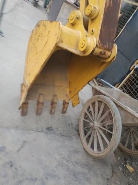衡阳市出售转让二手小松土方机械