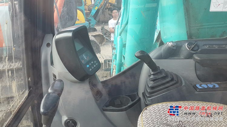 楚雄出售转让二手神钢土方机械