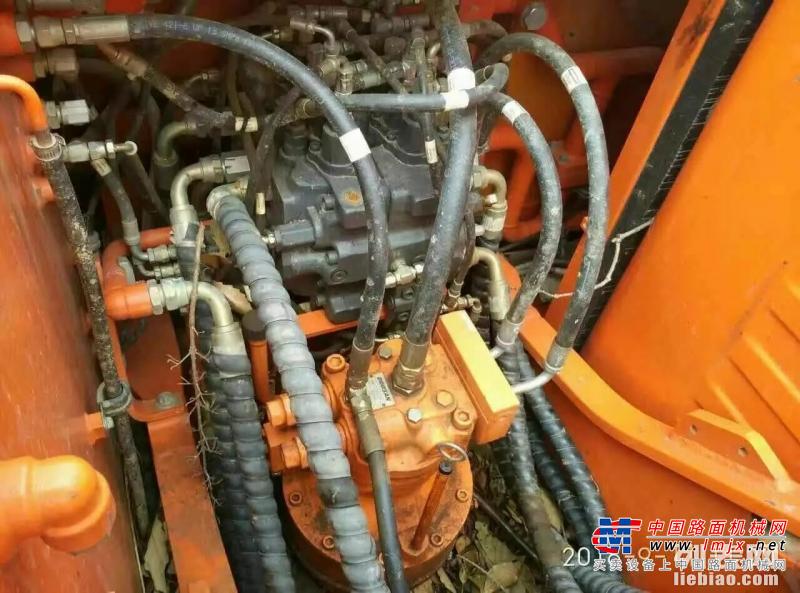 白沙出售转让二手斗山土方机械