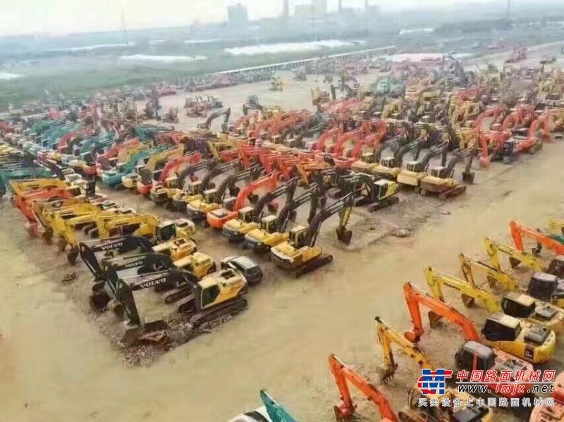 巴中市出售转让二手斗山土方机械