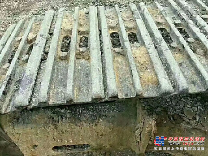 阿坝出售转让二手斗山土方机械