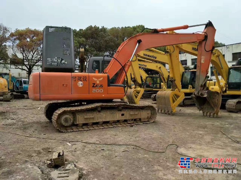 包头市出售转让二手日立土方机械